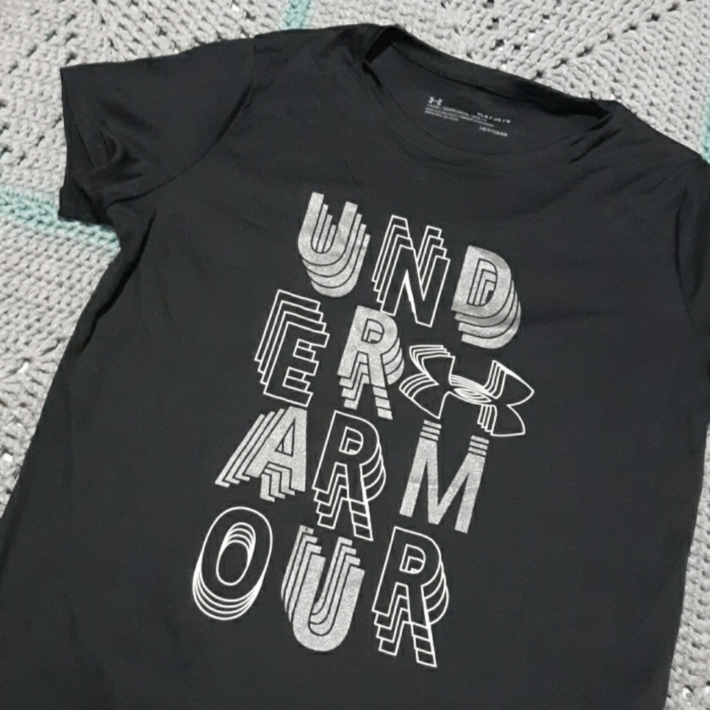 Under Armour tshirt